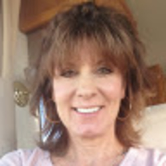 Meet your Posher, Joell - Picture 1 of 1